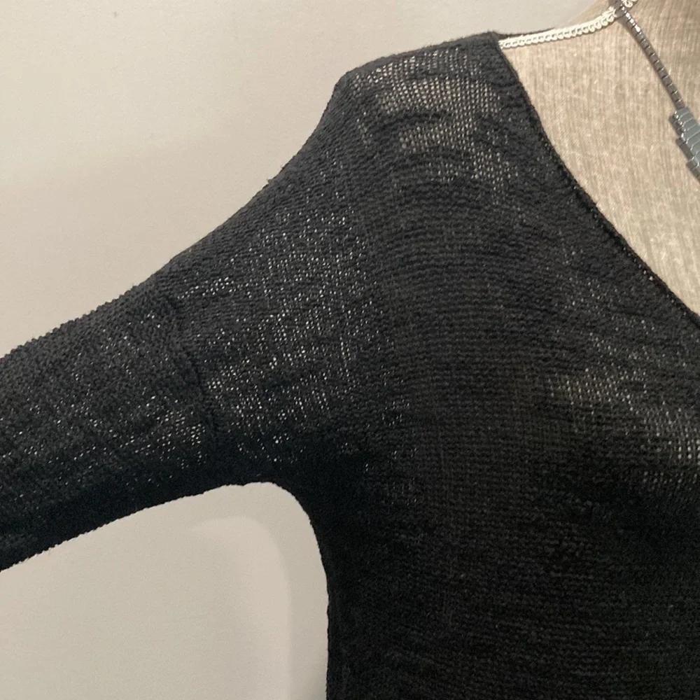 Zara Black V-neck Lightweight Long Sleeve Knit Sweater - Picture 7 of 14
